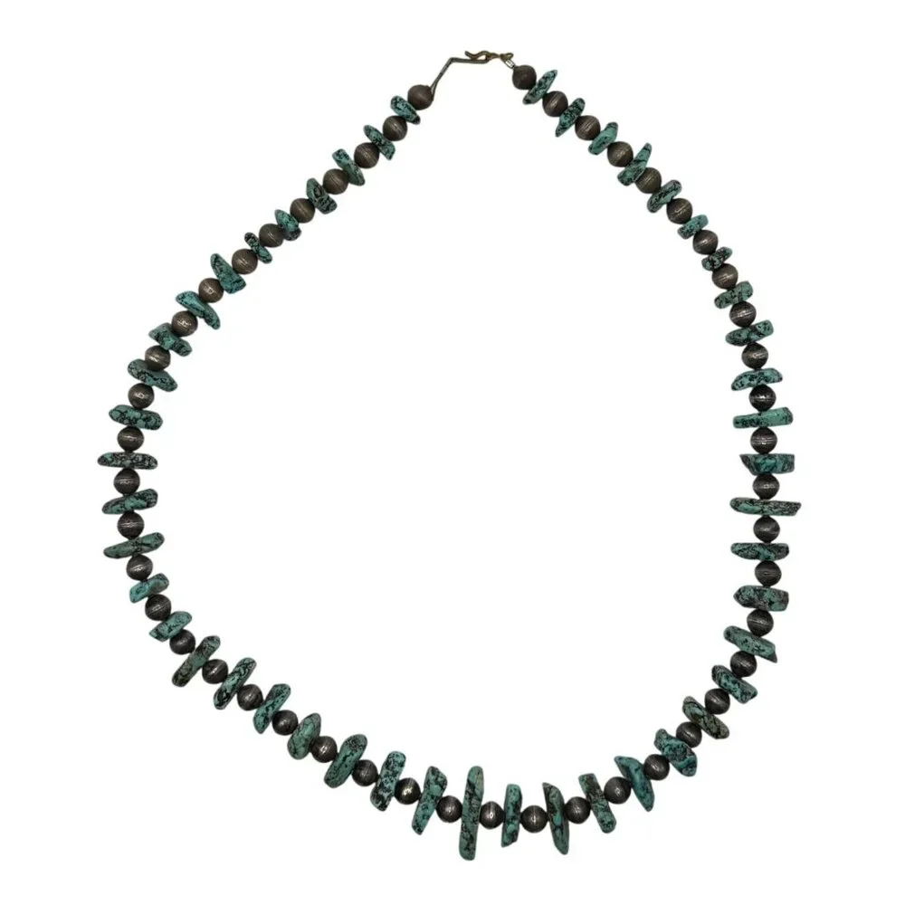 Exceptional Vintage Nugget Turquoise & Sterling? Silver Bench Bead Necklace‎